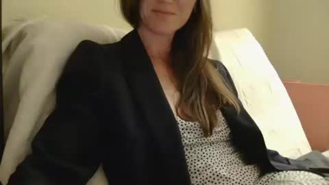 Aurora online show from 11.20.25