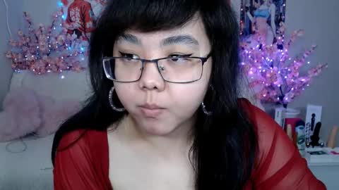Snapshot of moertomlly chatting on 04.25.26 Molly online show from 04.25.26