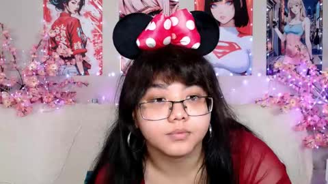 Snapshot of moertomlly chatting on 05.14.26 Molly online show from 05.14.26