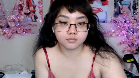 Snapshot of moertomlly chatting on 05.28.26 Molly online show from 05.28.26