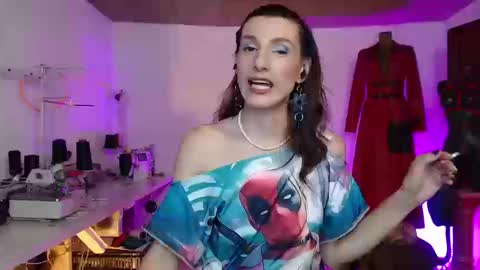 Snapshot of moira_hot chatting on 09.16.25 moira_hot online show from 09.16.25