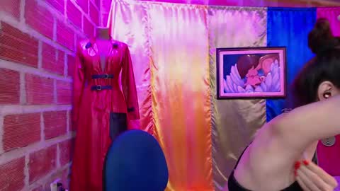 Snapshot of moira_hot chatting on 10.22.25 moira_hot online show from 10.22.25