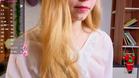 Laura online show from 01.12.26