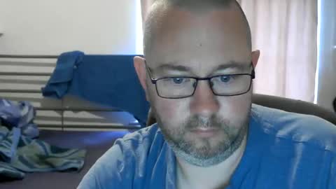 Snapshot of moistfalafel chatting on 06.04.26 Jode online show from 06.04.26