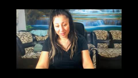 moistmady online show from 11.10.25