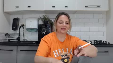 erika online show from 12.04.24