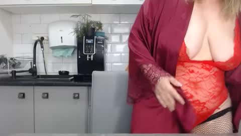 erika online show from 02.01.25