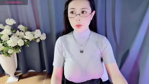 Snapshot of moli666 chatting on 01.15.25 Alice online show from 01.15.25