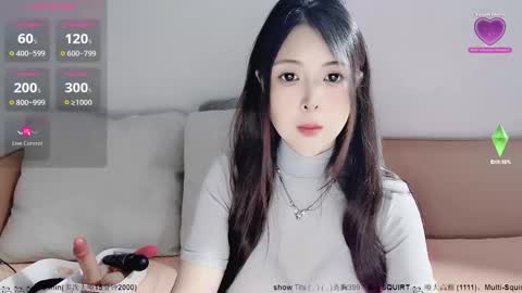 Snapshot of moli666 chatting on 09.19.25 Alice online show from 09.19.25