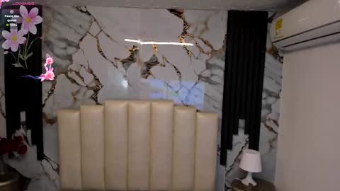 Hey Guys  Im Mollie online show from 09.12.25