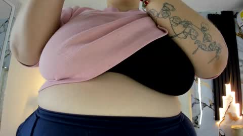 Hey Guys  Im Mollie online show from 10.11.25