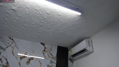 Hey Guys  Im Mollie online show from 03.20.26