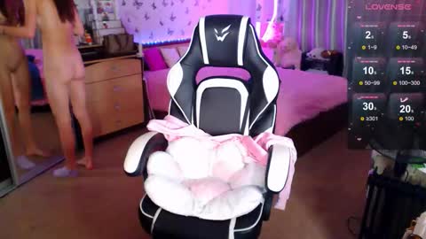 Snapshot of molly_barbie chatting on 09.15.25 Molly Prvt is open online show from 09.15.25