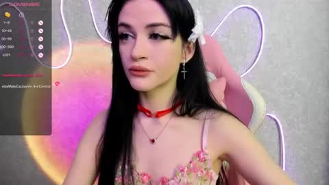 Snapshot of molly_crystall chatting on 06.14.26 Molly - online show from 06.14.26