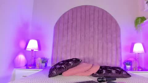 Snapshot of molly_jackson chatting on 02.10.25 Molly Jackson online show from 02.10.25