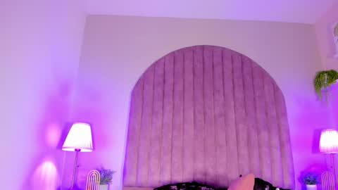 Snapshot of molly_jackson chatting on 02.10.25 Molly Jackson online show from 02.10.25