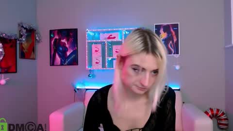 molly_lesser online show from 01.11.26