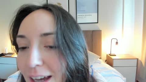   MOLLY   online show from 01.25.25