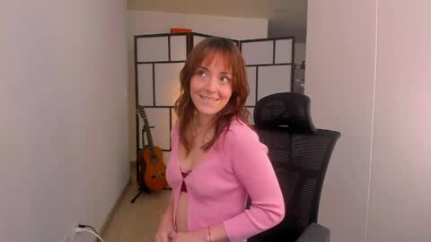 Snapshot of molly_marmalade_ chatting on 05.05.26 MOLLY online show from 05.05.26