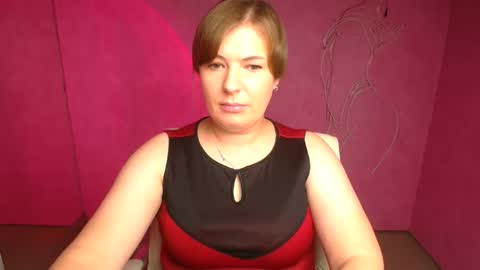 Snapshot of molly_mis chatting on 09.14.25 Molly online show from 09.14.25
