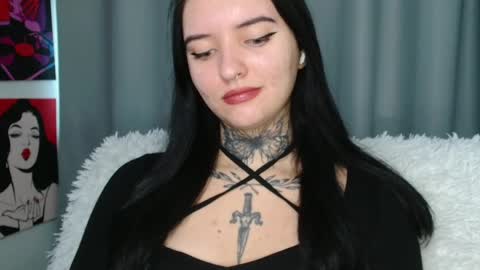 Snapshot of molly_montanaaa chatting on 12.09.24 Lina online show from 12.09.24