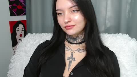 Snapshot of molly_montanaaa chatting on 01.28.25 Lina online show from 01.28.25