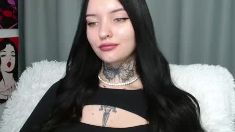 Snapshot of molly_montanaaa chatting on 02.05.25 Lina online show from 02.05.25