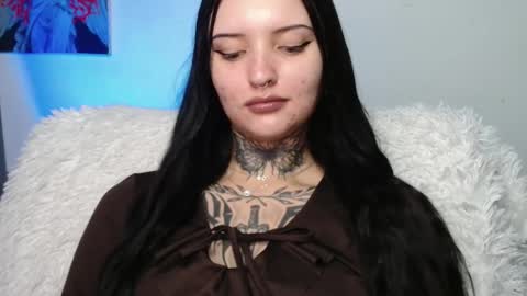 Snapshot of molly_montanaaa chatting on 10.11.25 Lina online show from 10.11.25