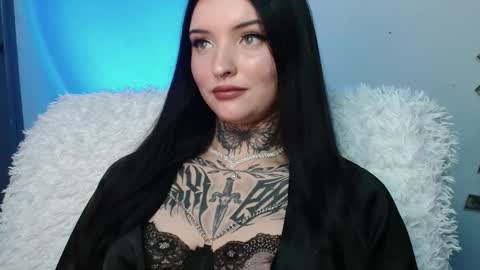 Snapshot of molly_montanaaa chatting on 01.10.26 Lina online show from 01.10.26