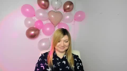 Molly online show from 02.14.25