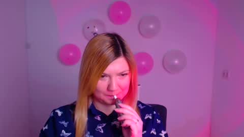 Molly online show from 02.15.25