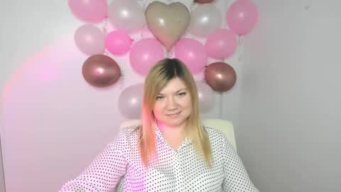 Molly online show from 02.20.25