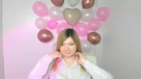 Molly online show from 02.20.25