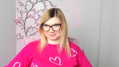 Molly online show from 02.10.26