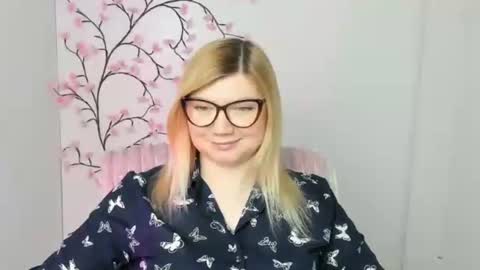 Molly online show from 02.17.26