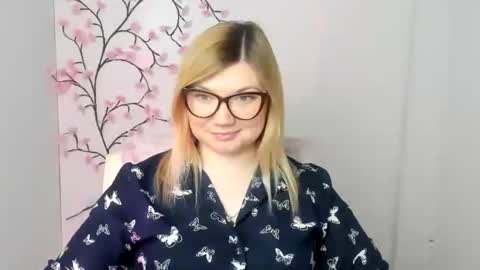 Molly online show from 03.19.26