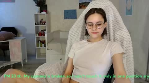 Snapshot of molly_soft chatting on 06.05.26 Molly online show from 06.05.26