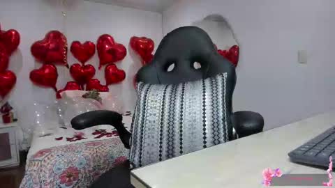 Molly  online show from 02.14.25