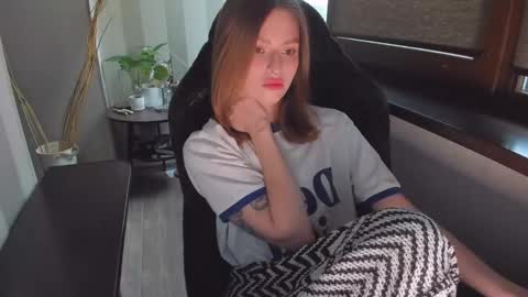 Snapshot of mollydangerous chatting on 04.21.26 Taisha online show from 04.21.26