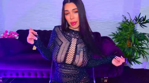 Snapshot of mollydolley chatting on 02.23.26 Julia online show from 02.23.26