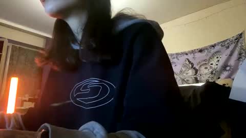 mollyEXD online show from 10.24.25