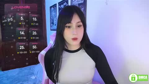 Snapshot of mollymeyeer chatting on 01.20.25 Molly online show from 01.20.25
