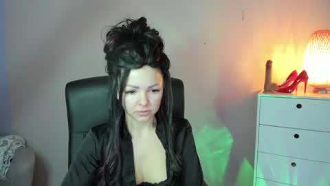 Molly online show from 01.19.26