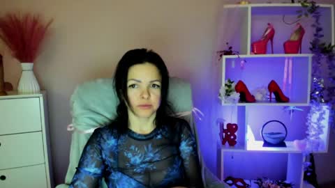 Molly online show from 04.16.26