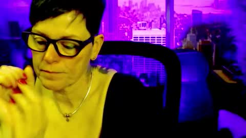 MollySun Nina Randmann online show from 04.20.26