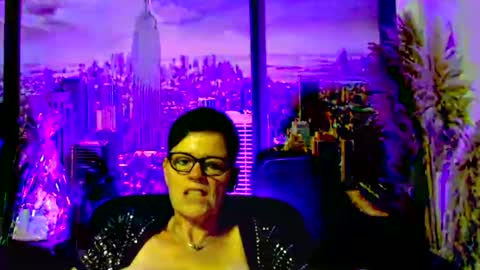 Snapshot of mollysun chatting on 07.29.26 MollySun Nina Randmann online show from 07.29.26