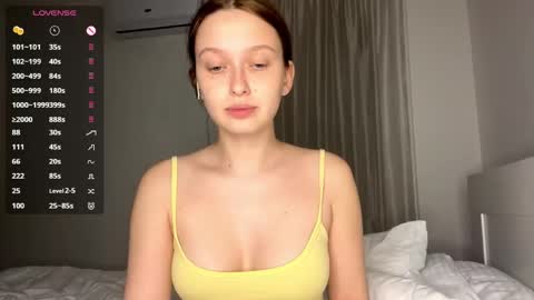 Snapshot of moltenpeach chatting on 05.31.26 Hermina online show from 05.31.26