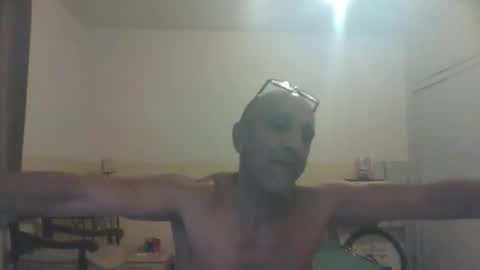 moment71200 online show from 01.03.25