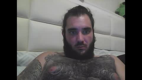 mommabearanpoppabear850 online show from 09.27.25