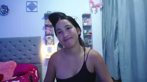 Snapshot of mommy_dulce chatting on 07.10.26 ANDREA online show from 07.10.26